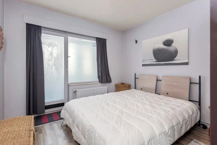 Flat in Blankenberge With Marina Views
