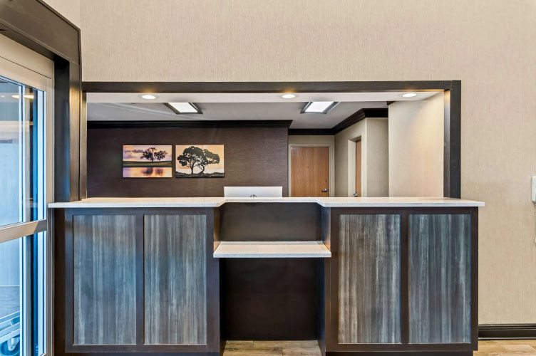 Best Western Presidential Hotel & Suites