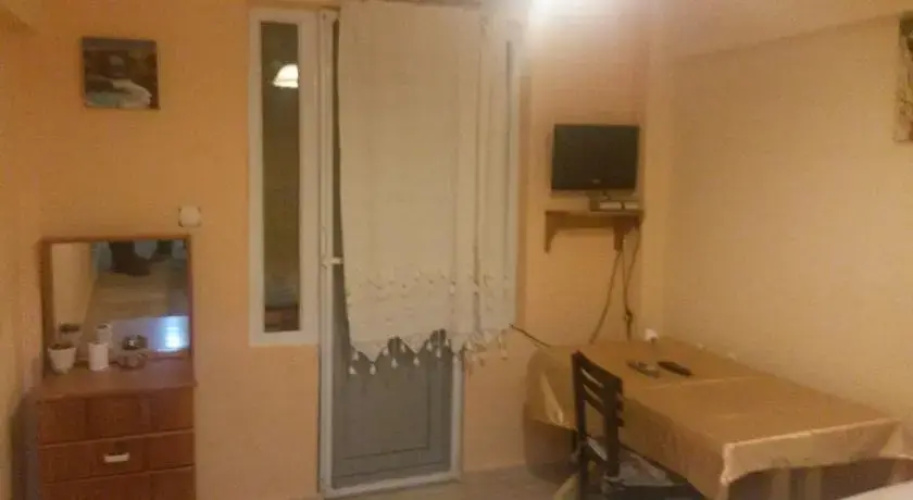 Haluk Hotel