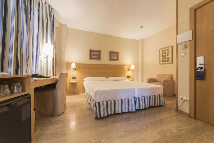 Hotel Infanta Mercedes