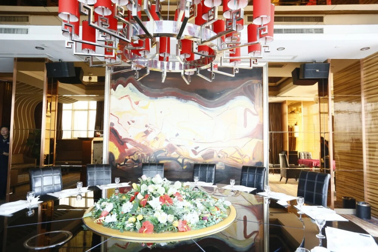 Royal Hotel