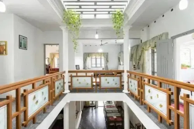 Backwater Villa