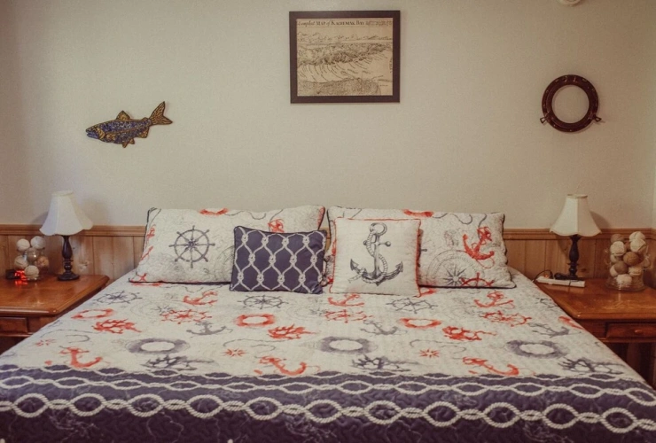 1 Bedroom Standard Suite with partial ocean view