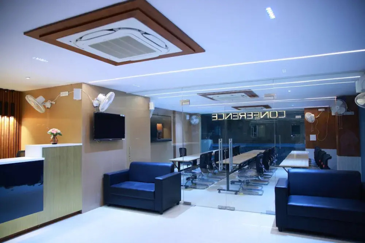 Novel Hotel