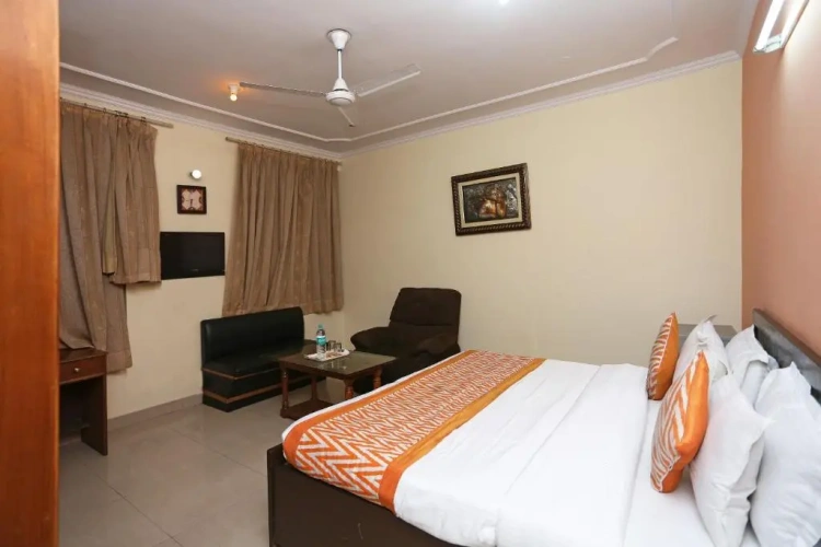 Classic Triple room