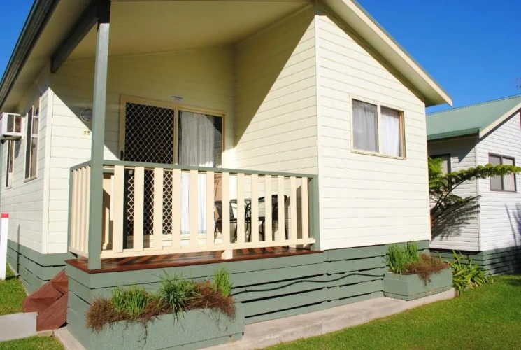 2 Bedrooms Villa