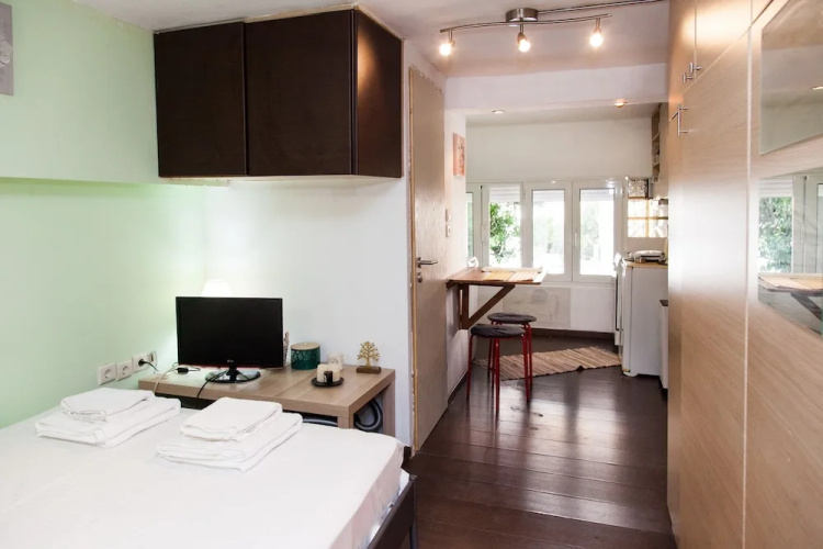 Cozy studio in keramikos