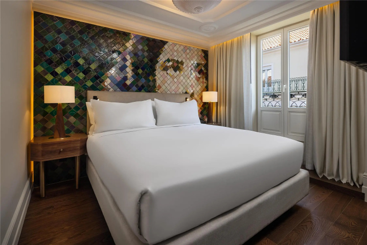 DUO Hotel Lisbon, Curio Collection by Hilton