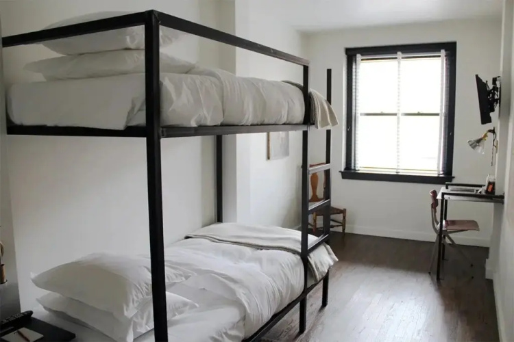 3 Musketeers Hostel