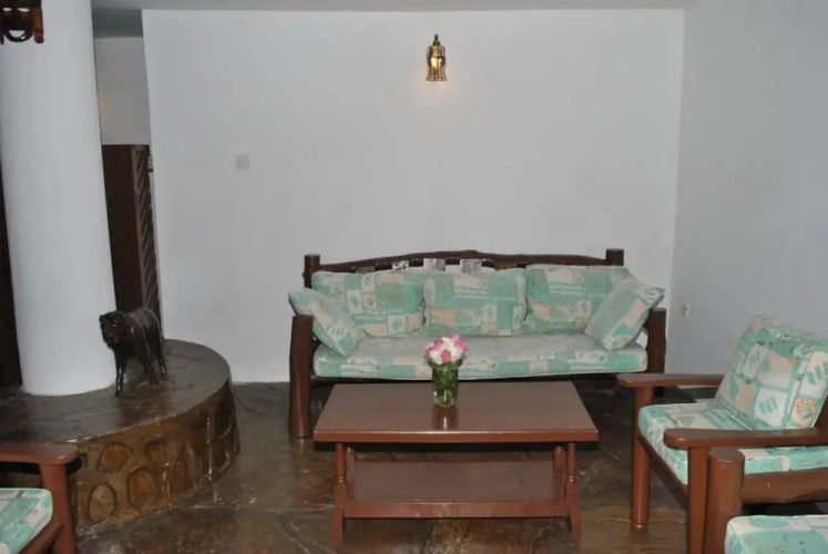 Sonnie House Diani