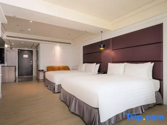 Deluxe Double Family room