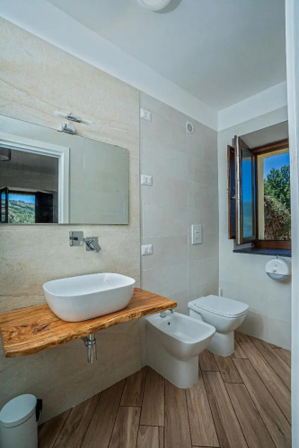 Le Querce Farmhouse
