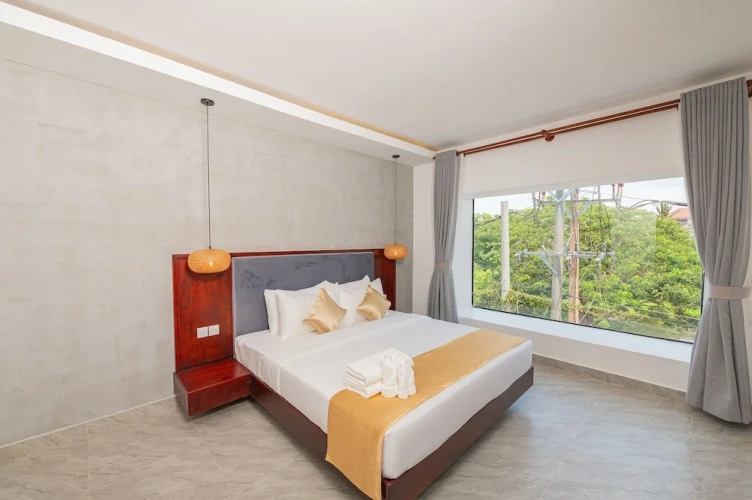 Deluxe Double room with pool view