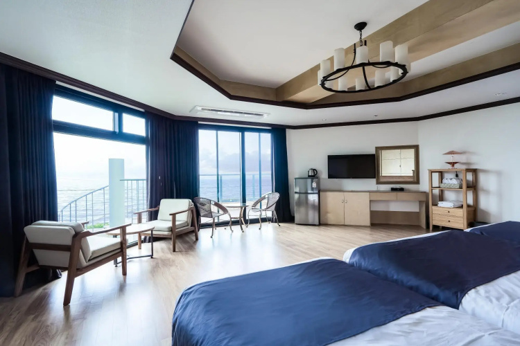 Aewol Cutiepie Hotel