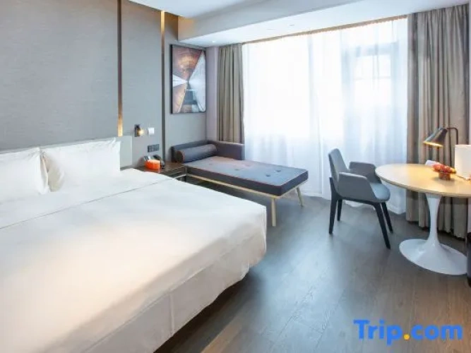 Standard Double room with view