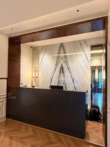 Palm Breeze Hotel - Colaba