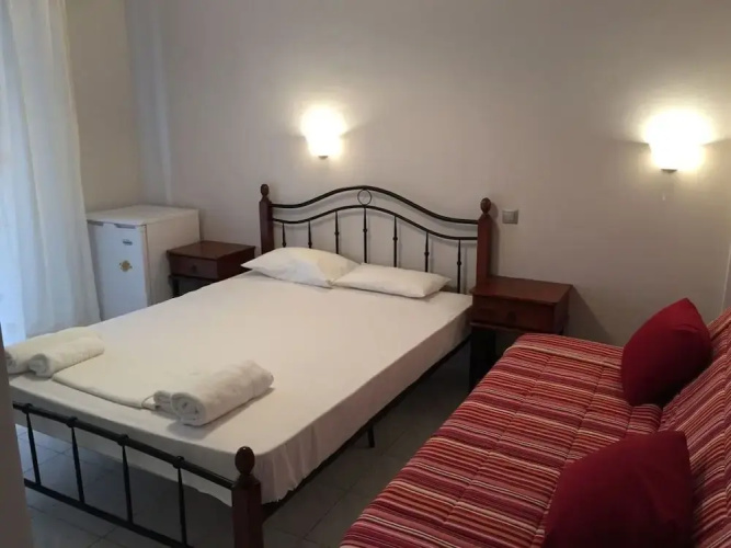 George House Apartments & Villa