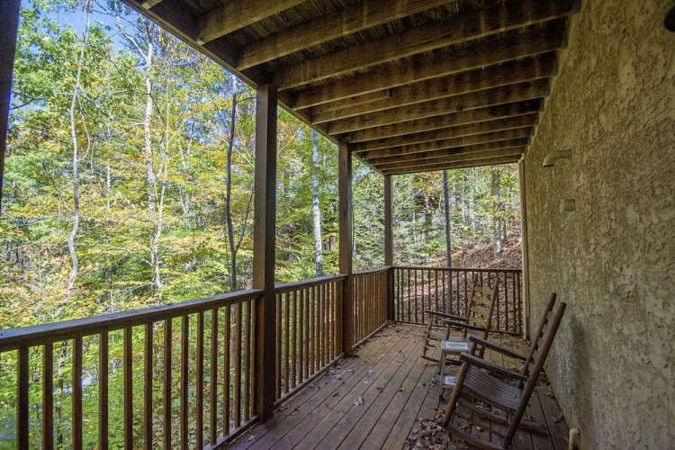 Smoky Mountain Getaway by Eagles Ridge Resort