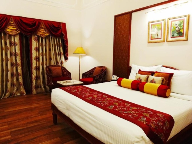 Royal Club room