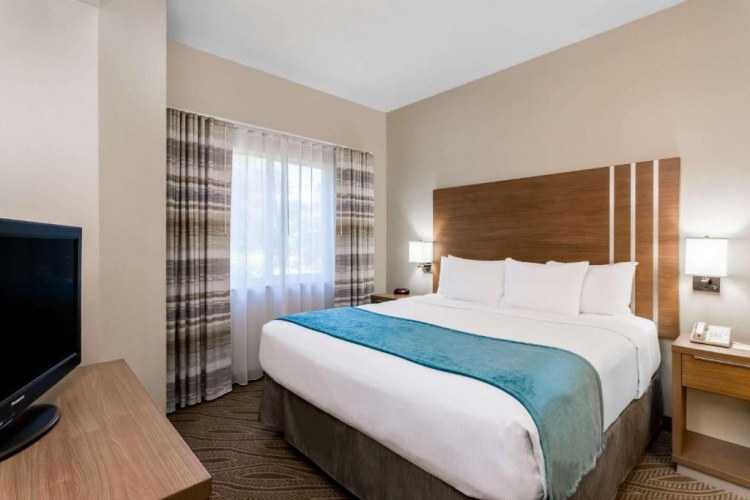 1 Bedroom Double Suite