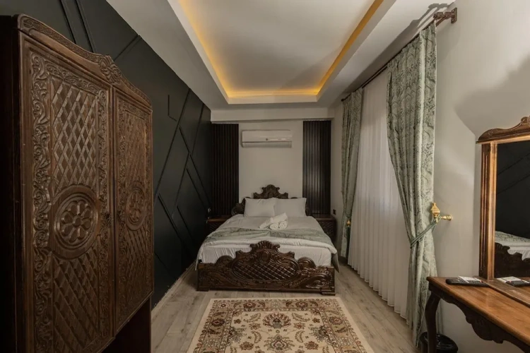 1 Bedroom Standard Triple room with mountain view