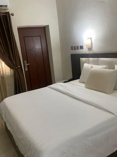 Tofana Suites Limited