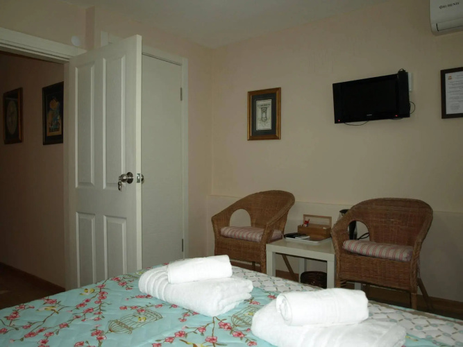 Midillis Art Apartment