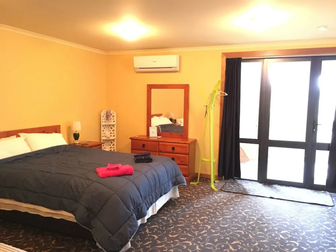 Lucky Duck Country Lodge B&B Hamilton