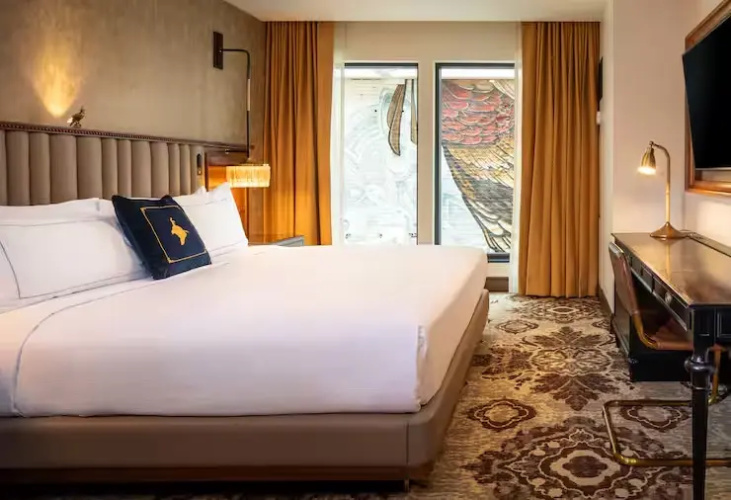Standard Sextuple room