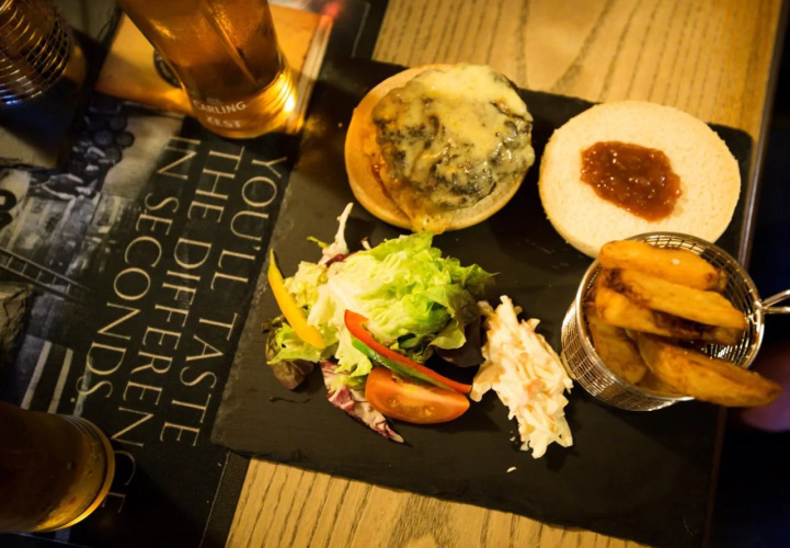 Cheviot Hotel