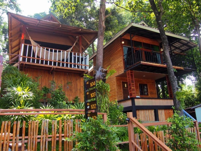 Deluxe Double room with balcony and with sea view