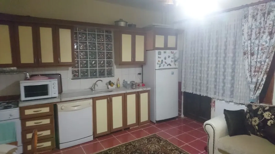 2 Bedrooms Quintuple Apartment