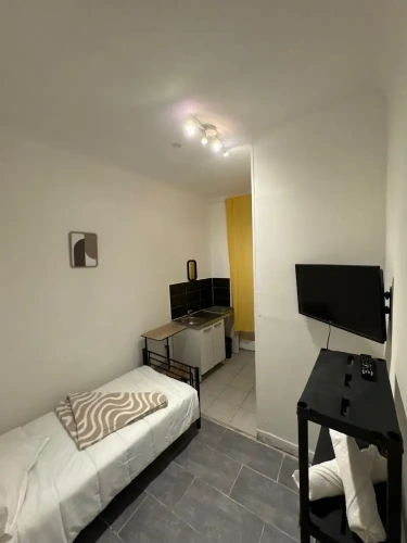 Comfort room