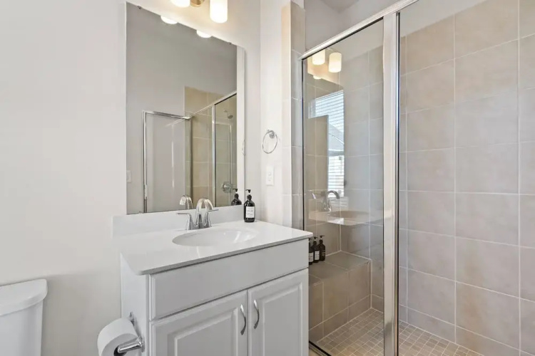 Luxe King 4BR Townhouse in Uptown CLT