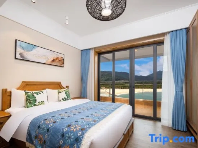 3 Bedrooms Grand Suite with balcony and with sea view