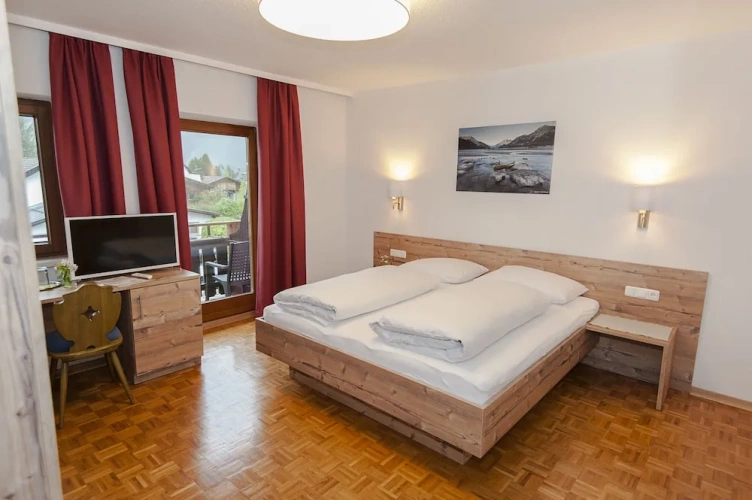 Grand Double room