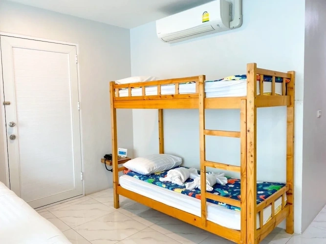 Grand Twin room with balcony