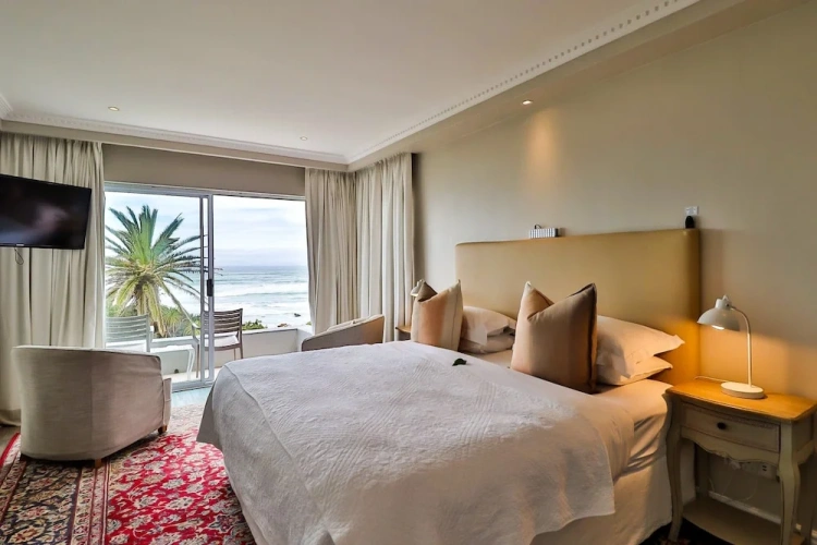 Suite with balcony and with ocean view