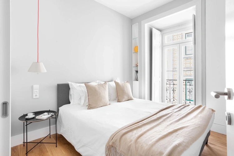 3 Bedrooms Apartment