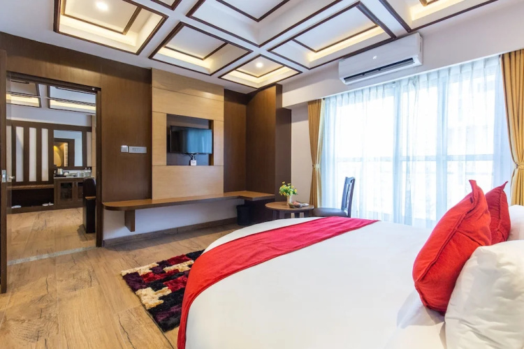 Mourya Hotel