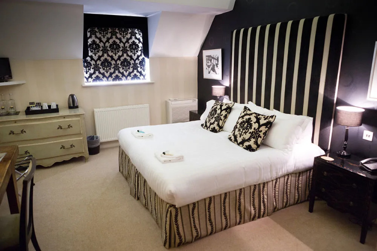 The Kings Head Country Hotel