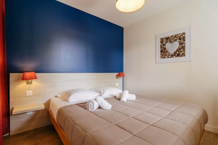 2 Bedrooms Cottage
