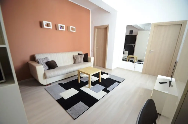 1 Bedroom Apartment with balcony
