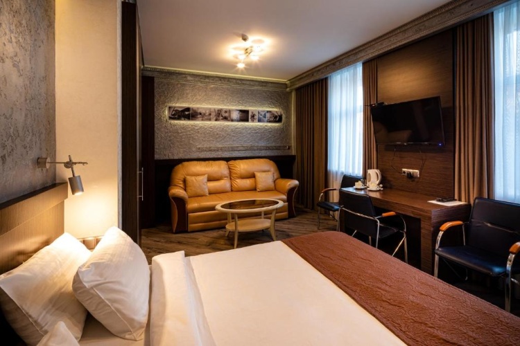 Deluxe Double room with view