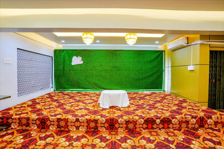 Fabhotel Kesar Inn