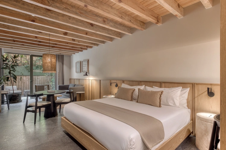 Double Suite