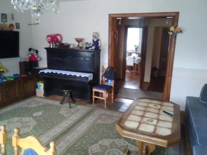 3 Bedrooms Cottage
