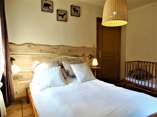 3 Bedrooms Apartment