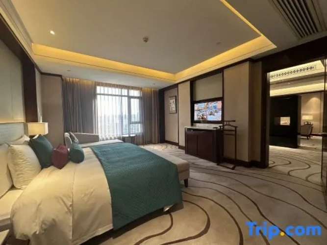 Ambassador Double Suite