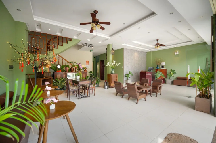 Tashi Hotel